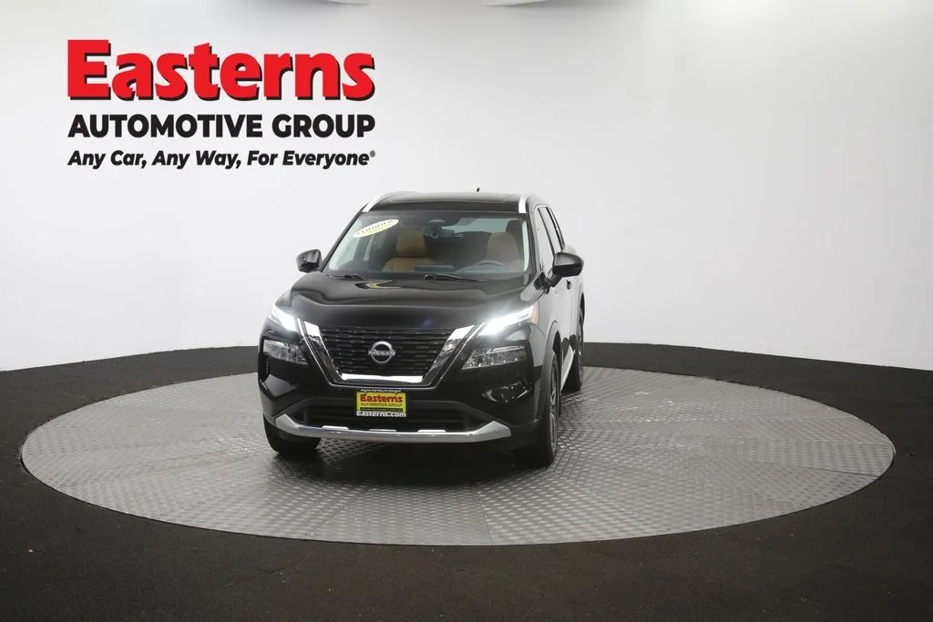 Used 2023 Black Nissan Platinum image 56