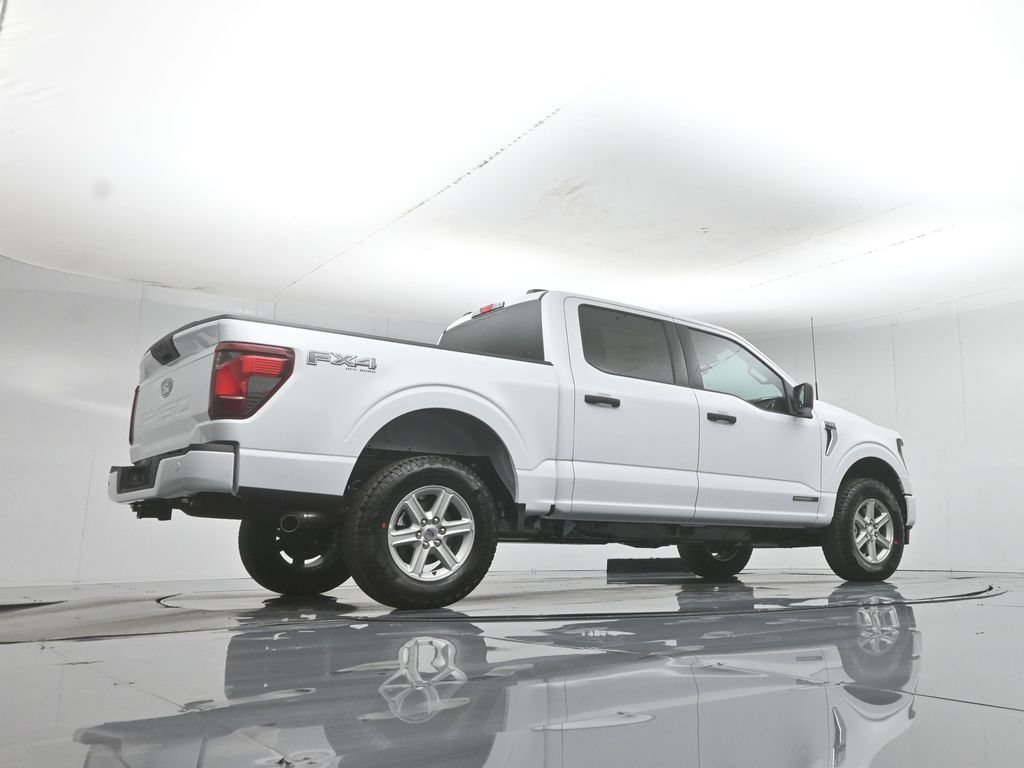 New 2026 Oxford White Ford XLT image 47