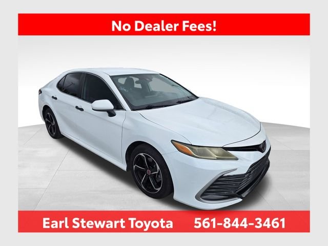 Used 2022 White Toyota LE image 1