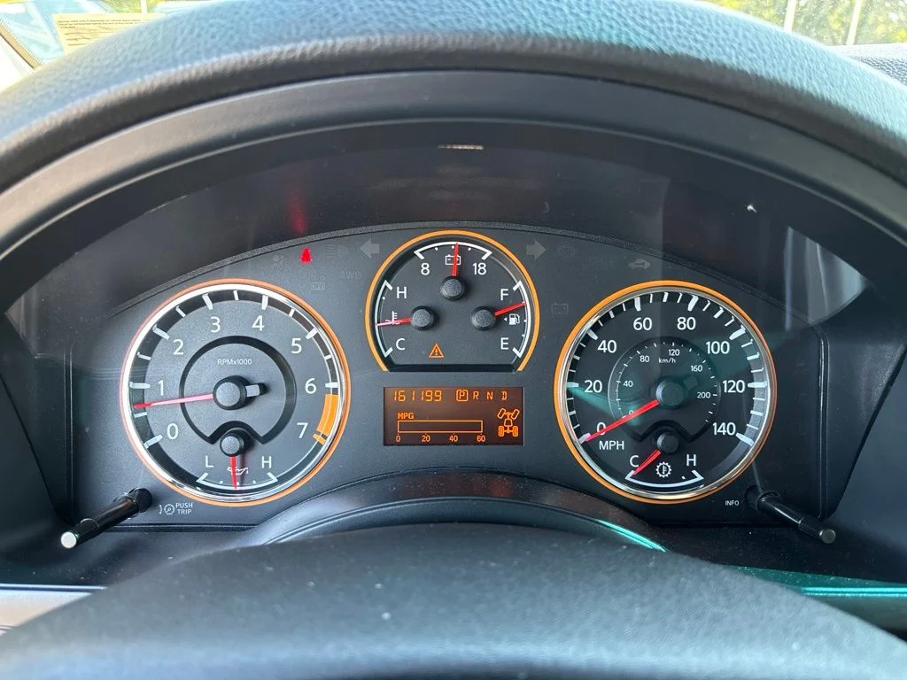 Used 2015 Black Nissan Platinum image 11