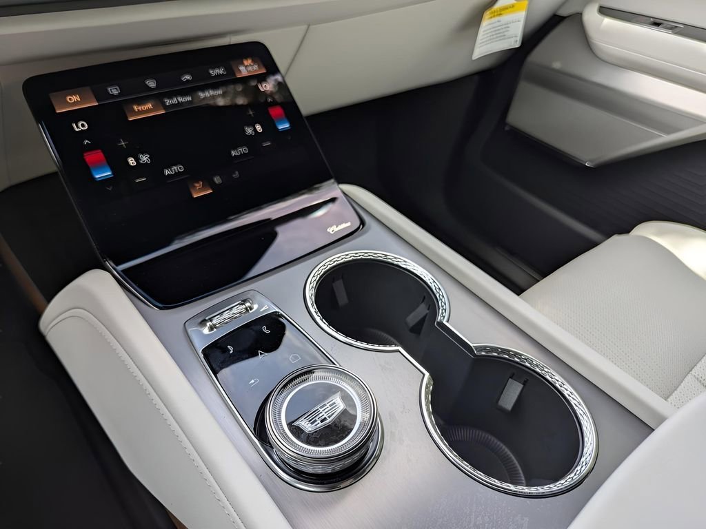 2026 Cadillac VISTIQ Sport - Photo 11