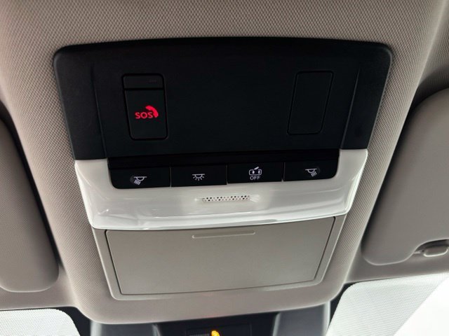 Used 2025 Gray Nissan SV image 36
