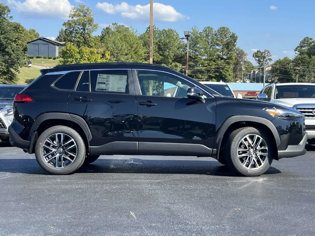 New 2026  Toyota XLE image 2