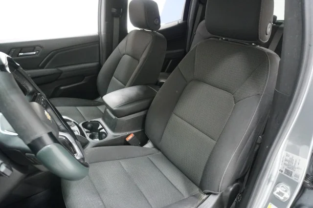 Used 2024 SILVER Chevrolet 2WD LT image 15
