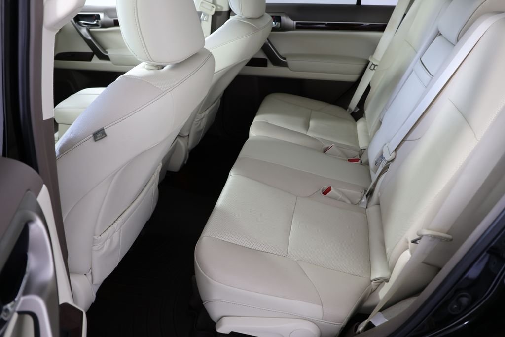 Used 2019 Onyx Black Lexus 460 image 20
