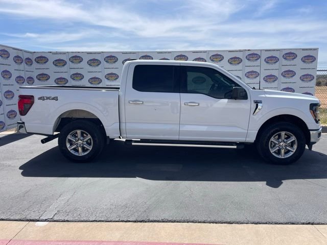 Oxford White 2024 Ford F-150 XLT SuperCrew 4WD Pickup Truck Four-Wheel Drive Automatic