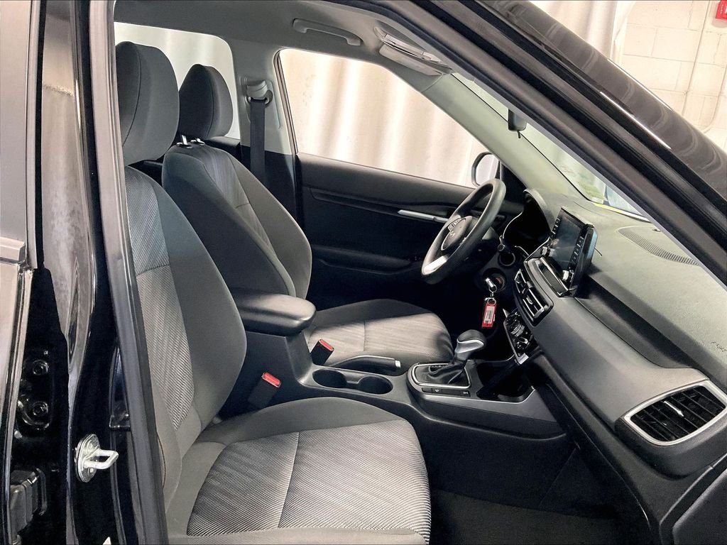 Used 2023 Black Kia LX image 11