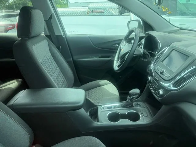 Used 2024 Summit White Chevrolet LT image 6