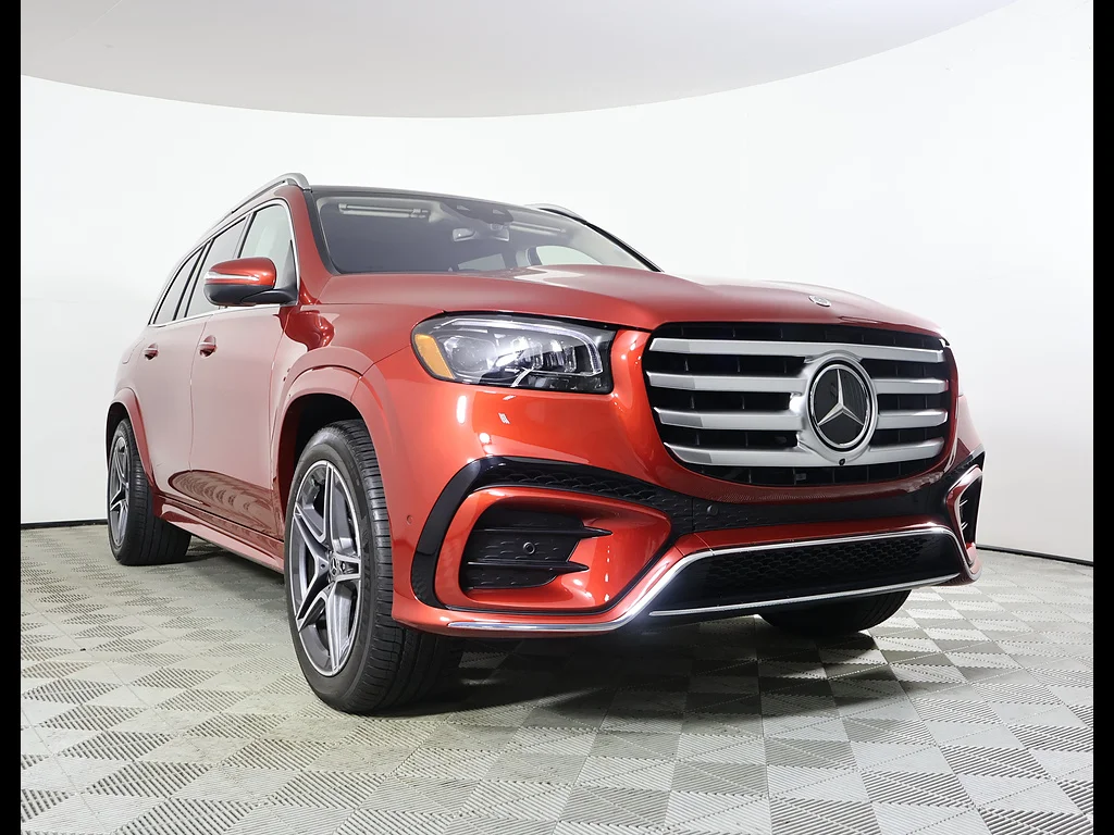 Used 2025 MANUFAKTUR Cardinal Red Metallic Mercedes-Benz GLS 450 image 1