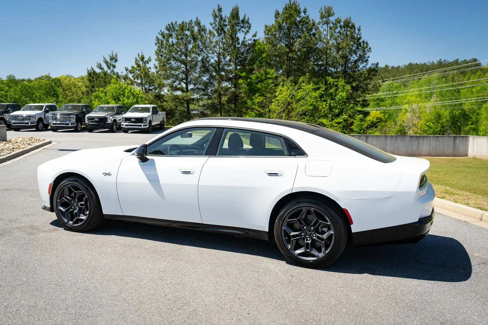 New 2026 White Knuckle Exterior Paint Dodge R/T image 15