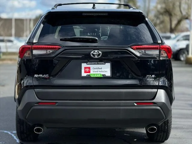 Certified Used 2020 MIDNIGHT BLACK METALLIC Toyota  image 4