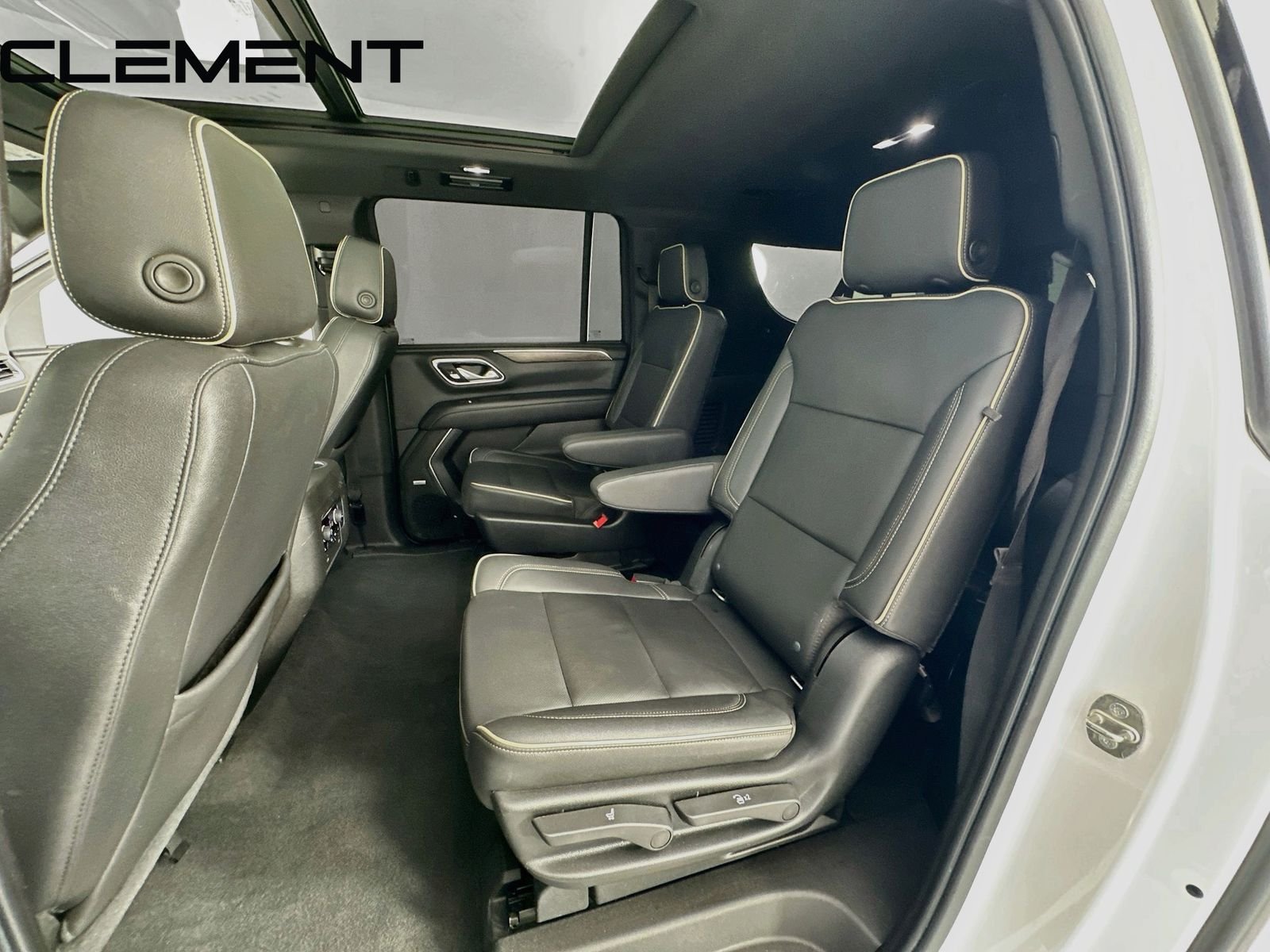 2021 Chevrolet Suburban Premier - Photo 33