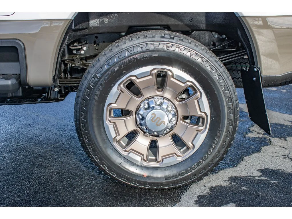 New 2026 Star White Metallic Tri-Coat Ford King Ranch image 8