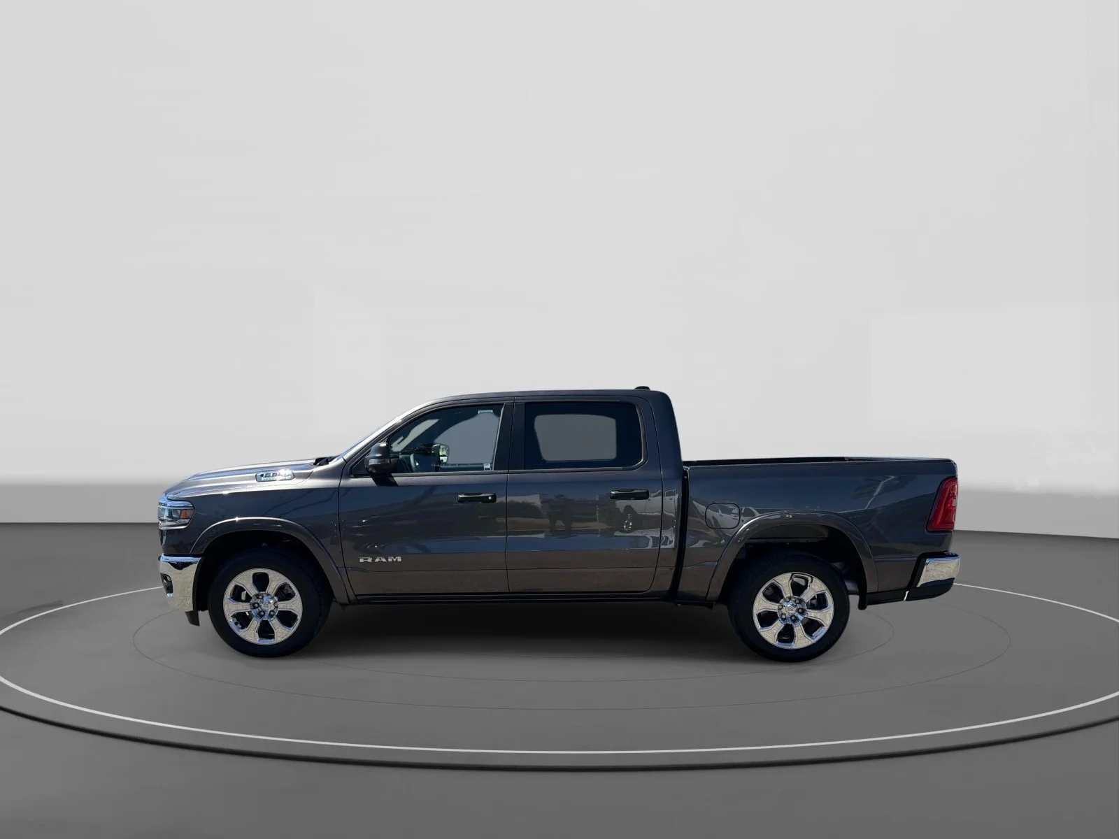 Used 2026 GRANITE CRYSTAL METALLIC CLEARCOAT Ram Big Horn image 4