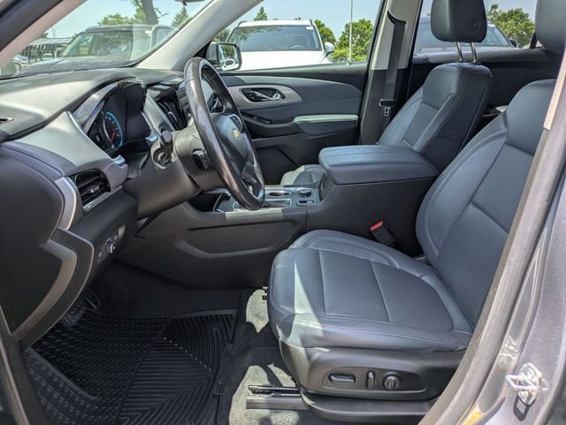 Used 2019 Gray Chevrolet 3LT image 11