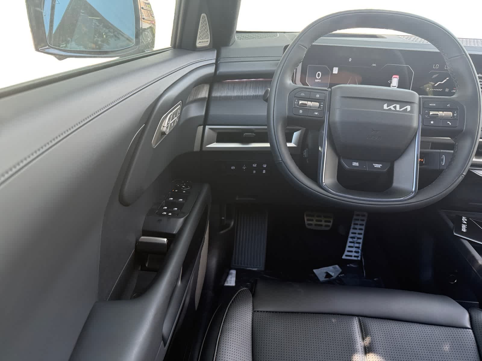 New 2027 Panthera Metal Kia SX-Prestige image 21
