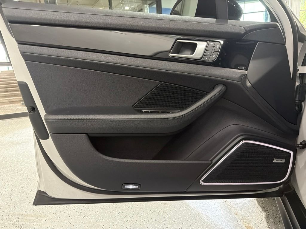 Certified Used 2023  Porsche 4 image 24