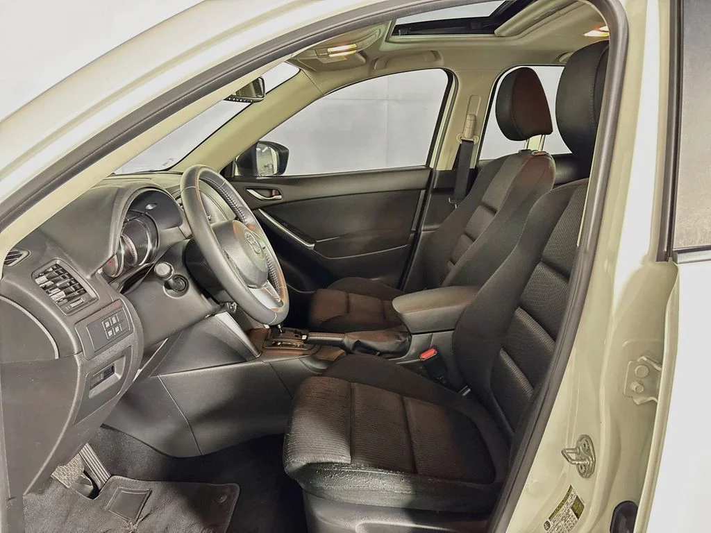 Used 2013 White Mazda Touring image 11