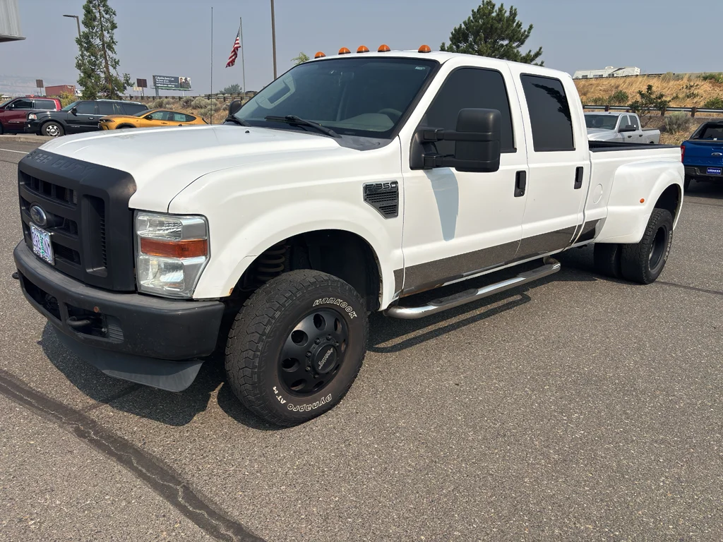 Used 2009 Oxford White Clearcoat Ford XLT image 2