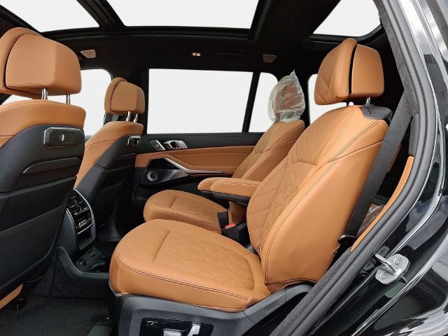 New 2027 Black Sapphire Metallic BMW xDrive40i image 9