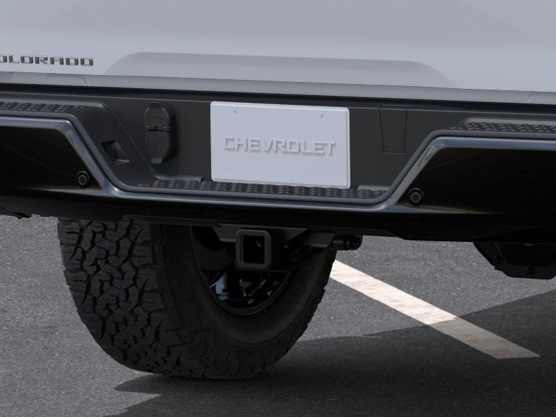 New 2026 Summit White Chevrolet Trail Boss image 14