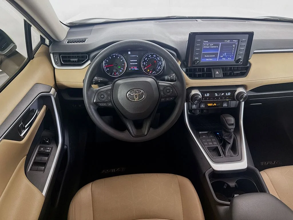 Used 2019 Super White Toyota XLE image 22
