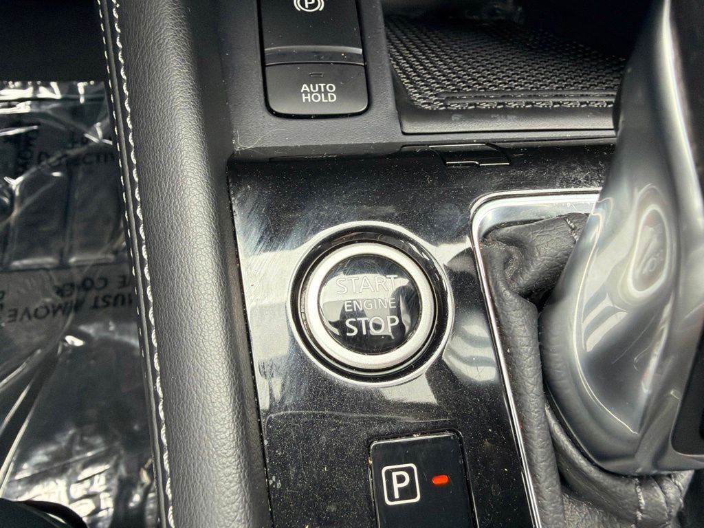 Used 2024 Boulder Gray Metallic Nissan SV image 32
