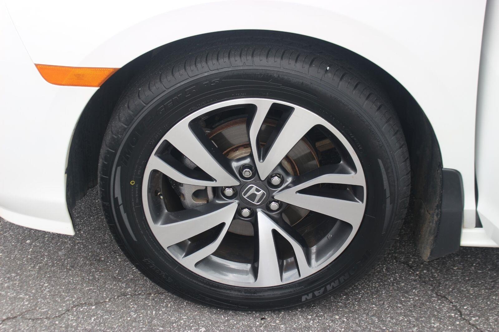 Used 2021 Platinum White Pearl Honda Touring image 41