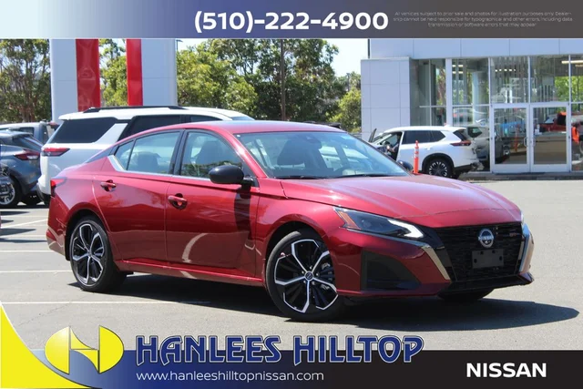 2025 Nissan Altima SR