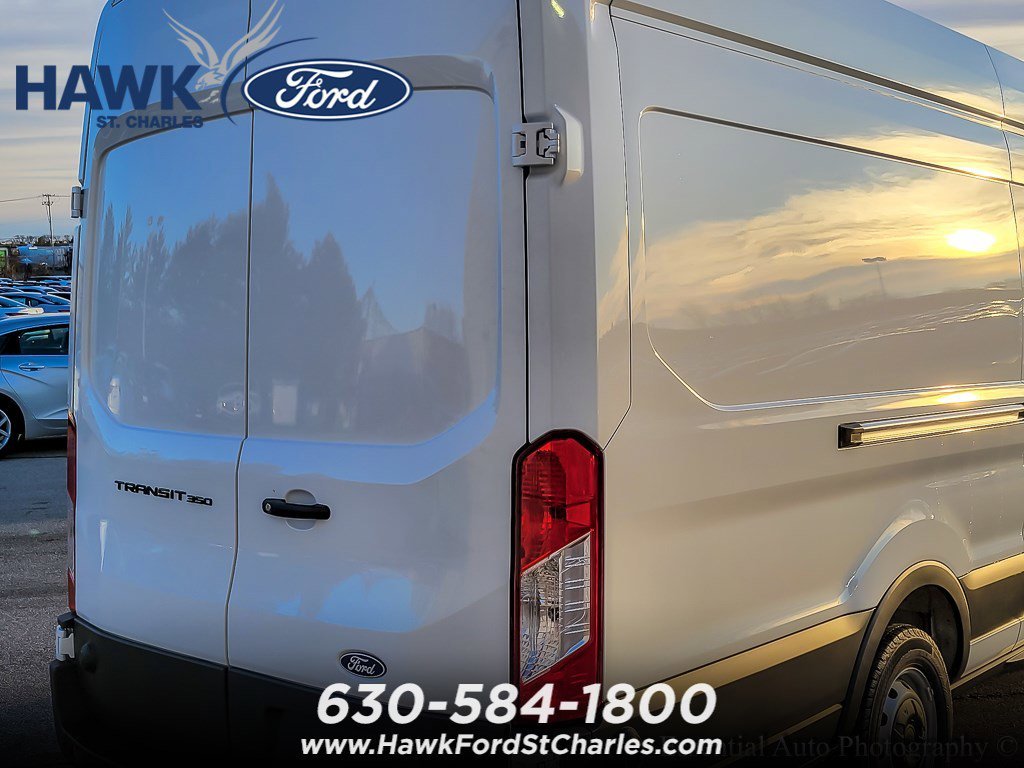New 2026 Oxford White Ford Cargo Van image 6