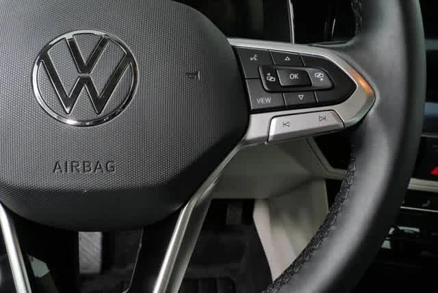 Certified Used 2025 Opal White Pearl Volkswagen SE image 10
