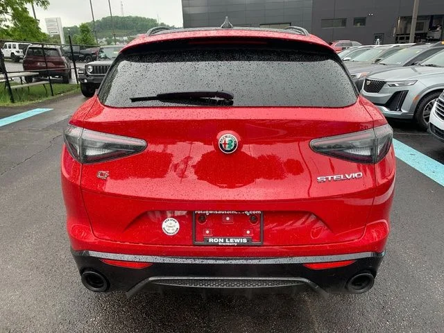 Certified Used 2024 Red Alfa Romeo Veloce image 4