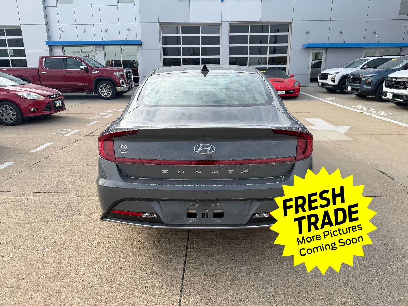 Used 2022 GRAY HYUNDAI  image 5