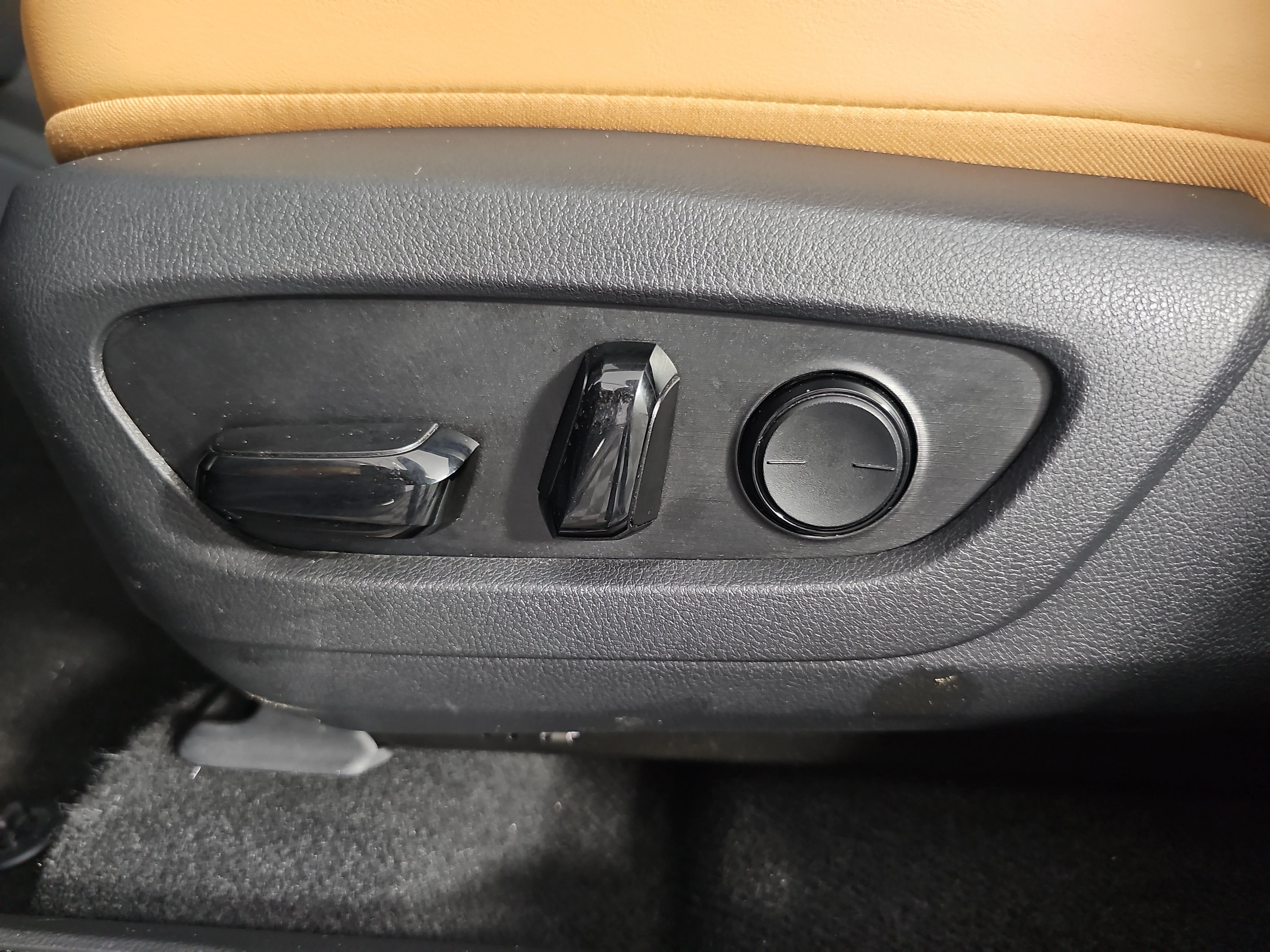 Used 2025 Caviar Lexus NX 250 image 19