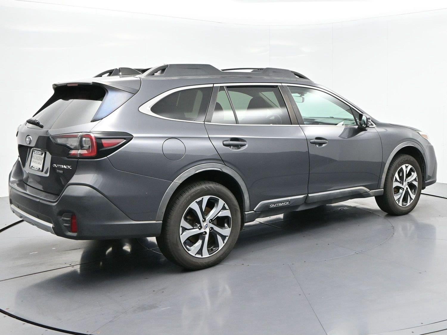 Used 2020 Magnetite Gray Metallic Subaru Limited image 7