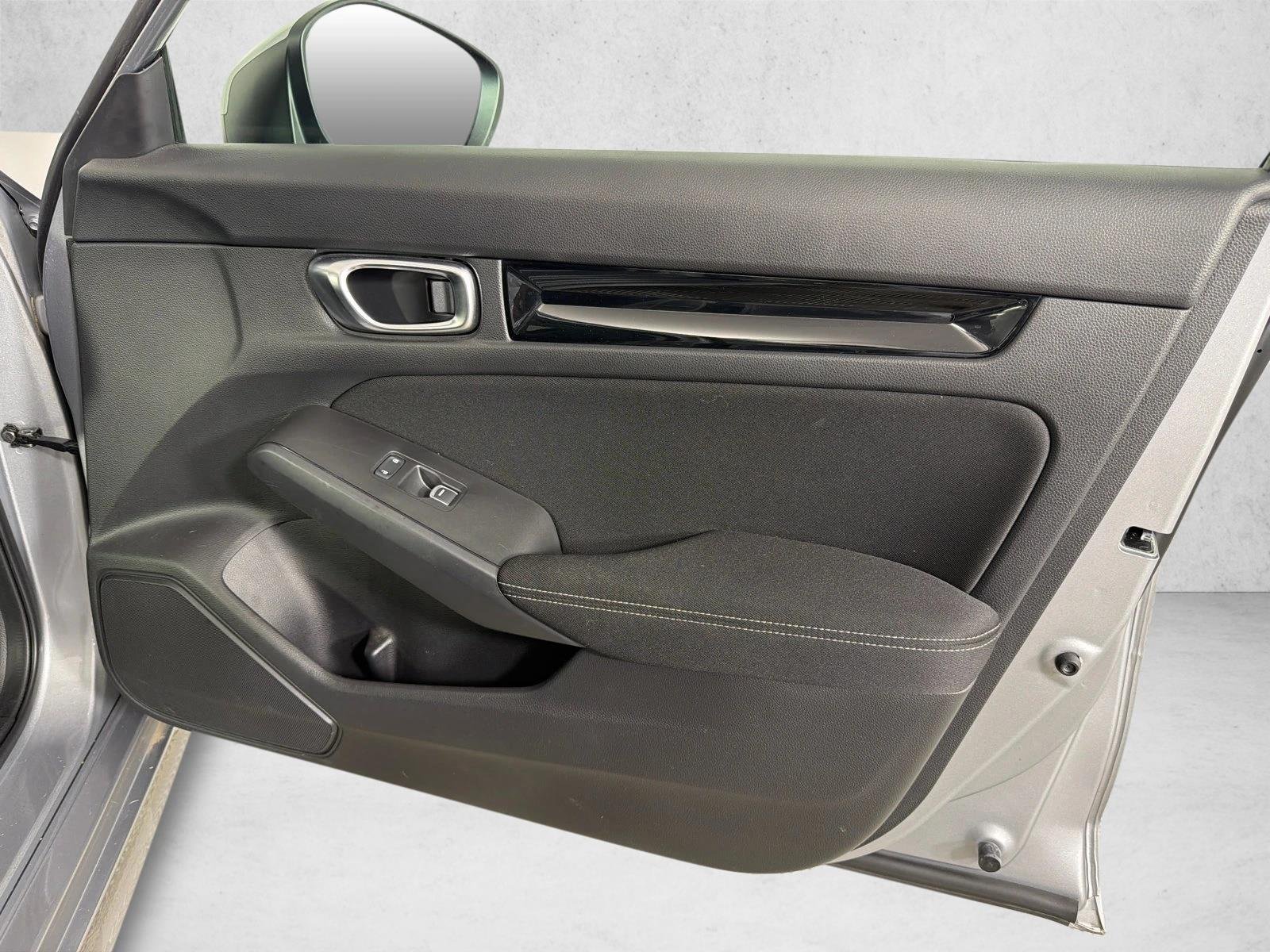 Used 2022 Silver Honda EX image 15