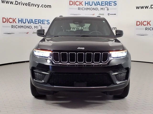 1C4RJHAG9RC258477