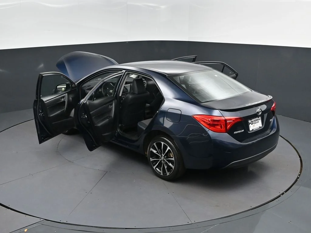 Used 2018 Toyota Corolla SE with VIN 5YFBURHE8JP748276 for sale in Jackson, MS