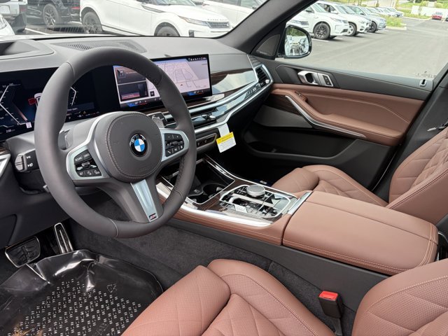 New 2026 Mineral White Metallic BMW xDrive40i image 11