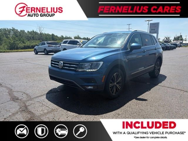 Used 2018 Blue Volkswagen 2.0T SEL image 3