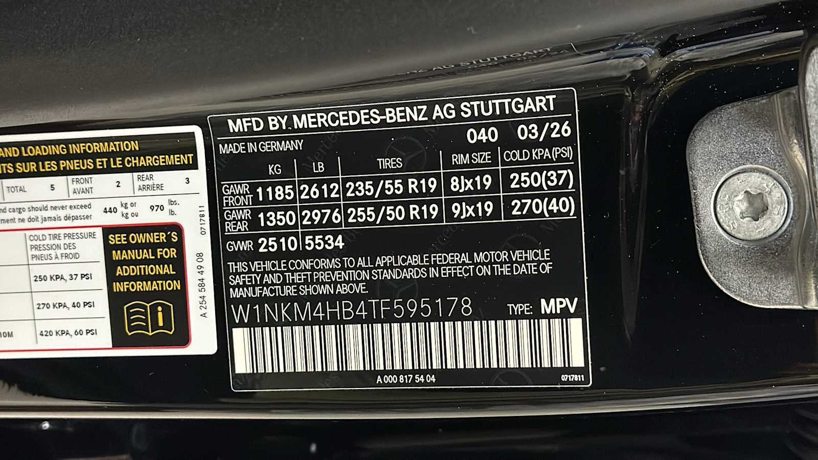New 2026 Black Mercedes-Benz GLC 300 image 12