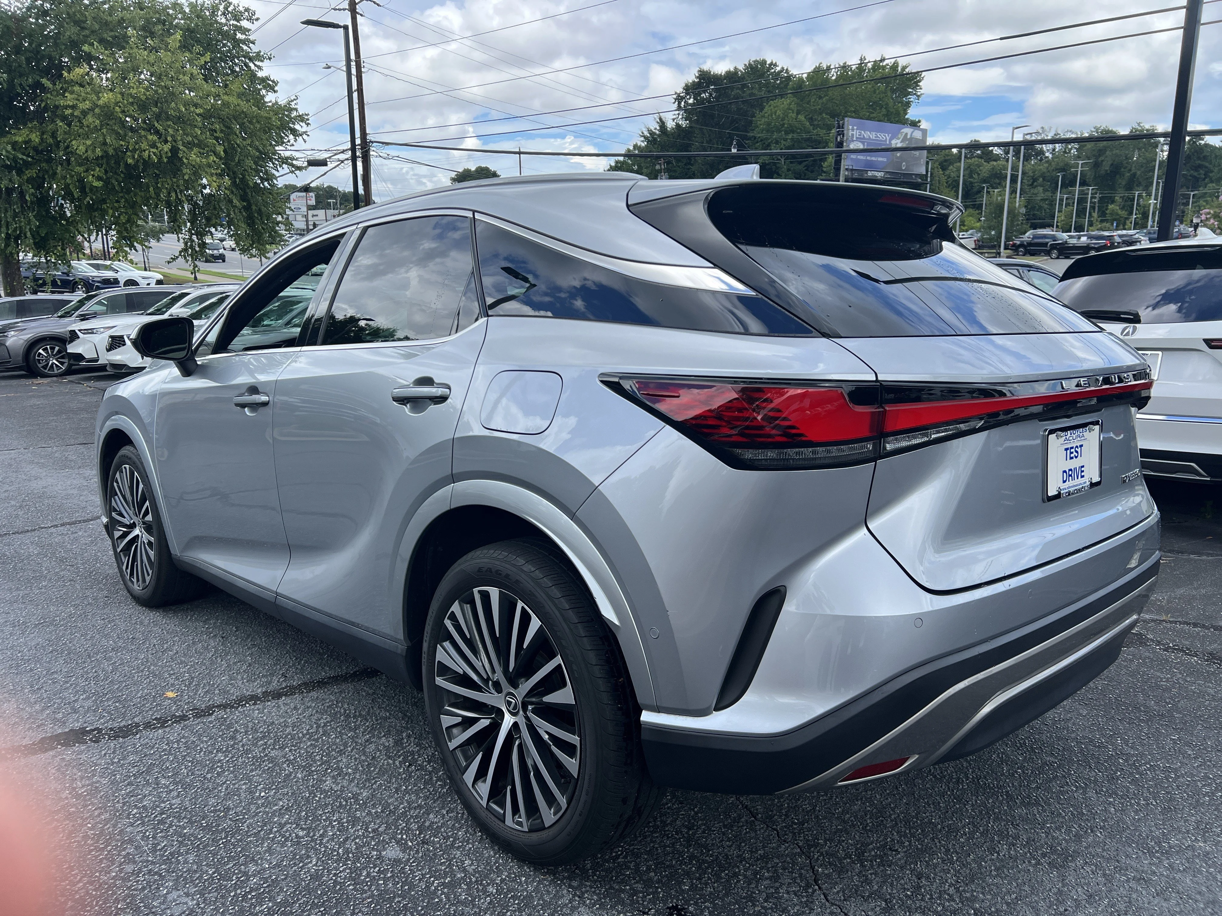 Used 2024 Iridium Lexus RX 350 Premium Plus image 3
