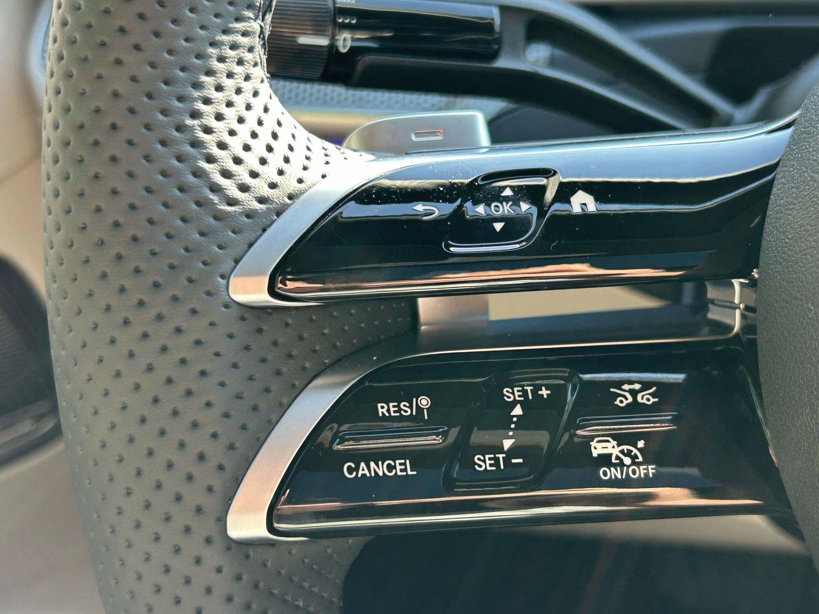 New 2027 Polar White Mercedes-Benz CLE 300 4MATIC® Coupe image 23