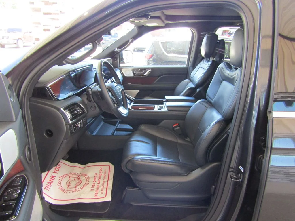 Used 2023 Starlight Lincoln Reserve image 28