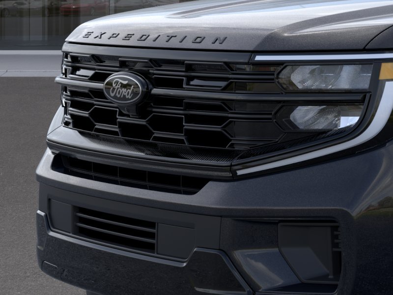 New 2026 Agate Black Metallic Ford MAX Platinum® image 17