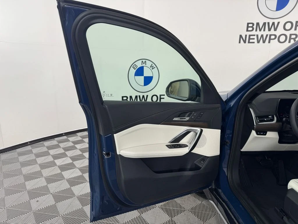 New 2026 Night Dusk Blue Metallic BMW xDrive28i image 16