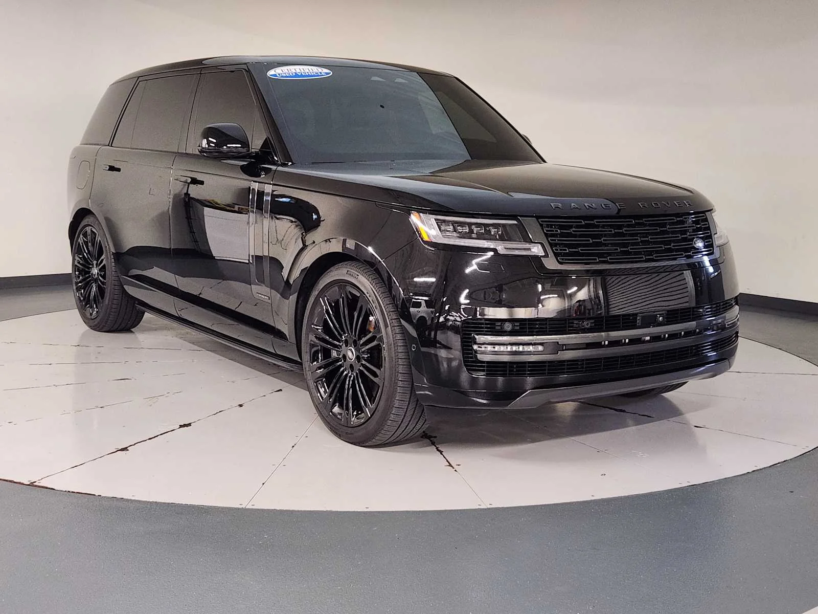 Used 2025 Santorini Black Metallic Land Rover Autobiography image 14