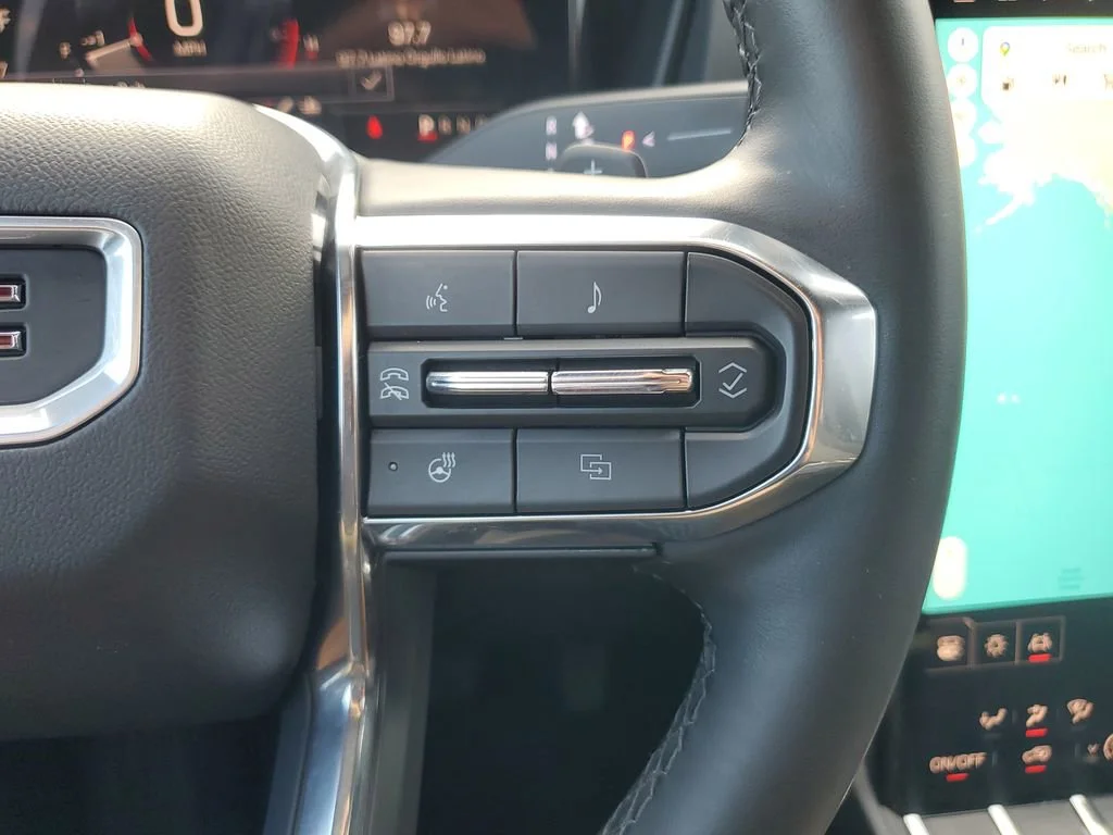 Used 2025 Ebony Twilight Metallic GMC Elevation image 21