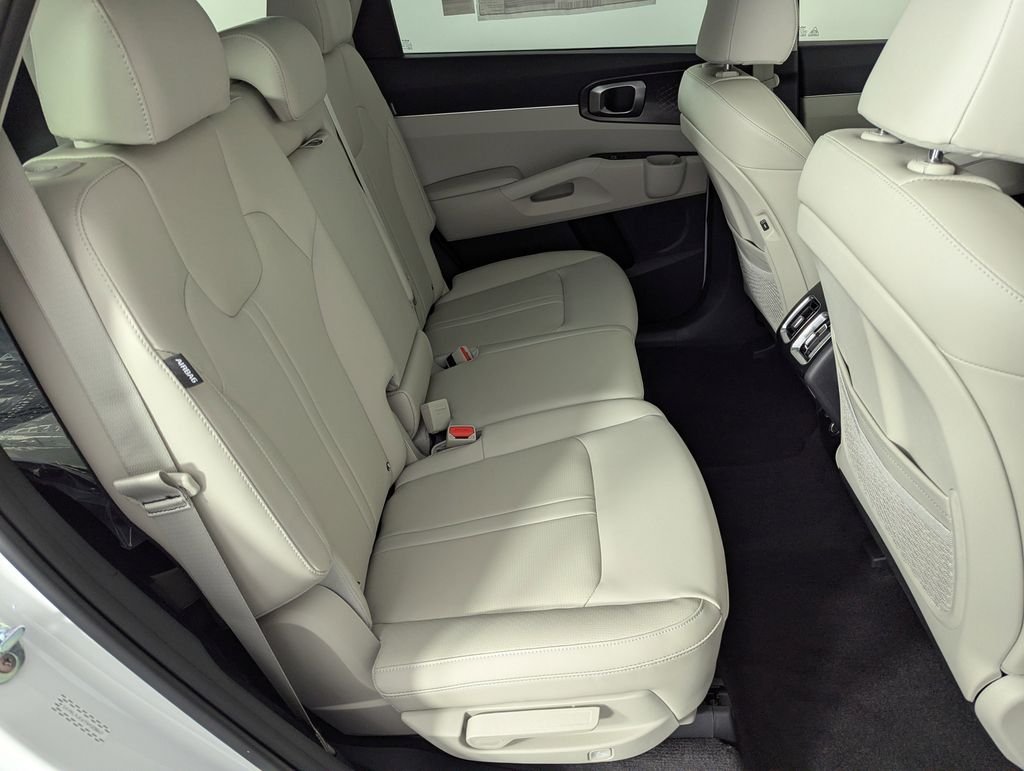 New 2026 Glacial White Pearl Kia S image 34