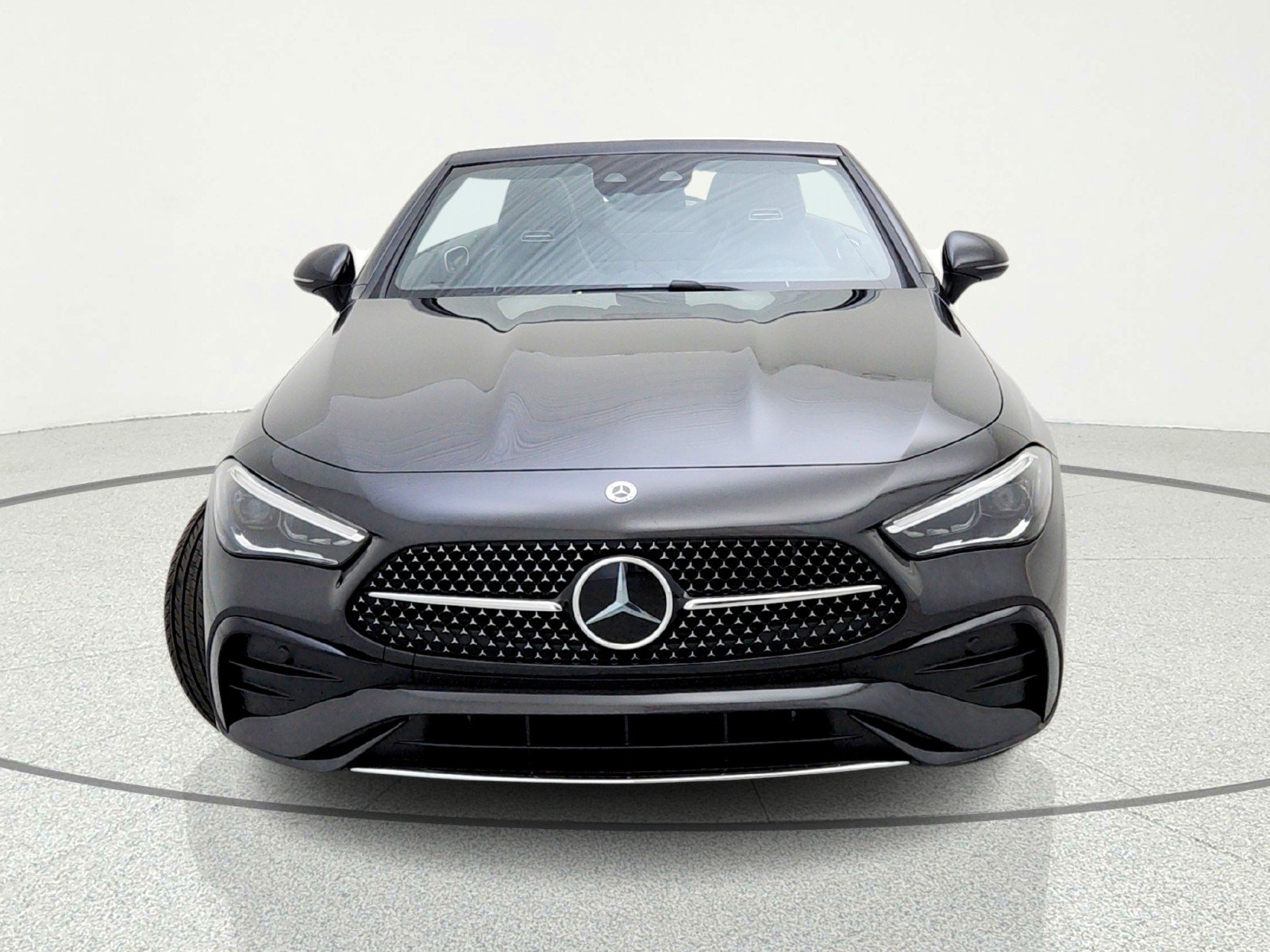 Certified Used 2026 Graphite Grey Metallic Mercedes-Benz CLE 300 image 3